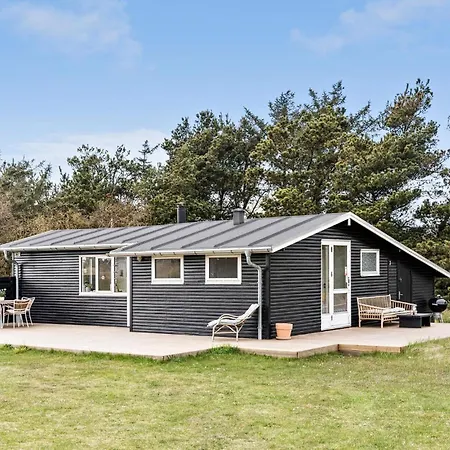 Holiday home Awesome In With Kitchen